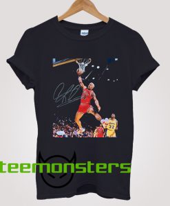 Dennis Rodman Chicago Bulls Autograph T-Shirt