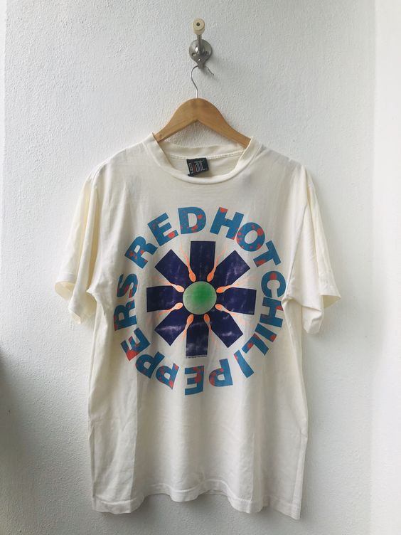 Vintage Original 90’s Red Hot Chili Peppers T-shirt REW – Printeestores.com