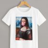 Mona lisa popper her gum T-shirt RE23