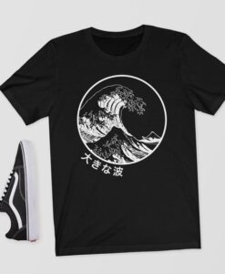 The Great Wave off Kanagawa Circle Design T-Shirt drd