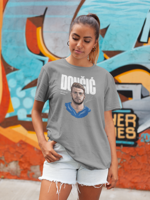 Luka doncic 4 T-shirt